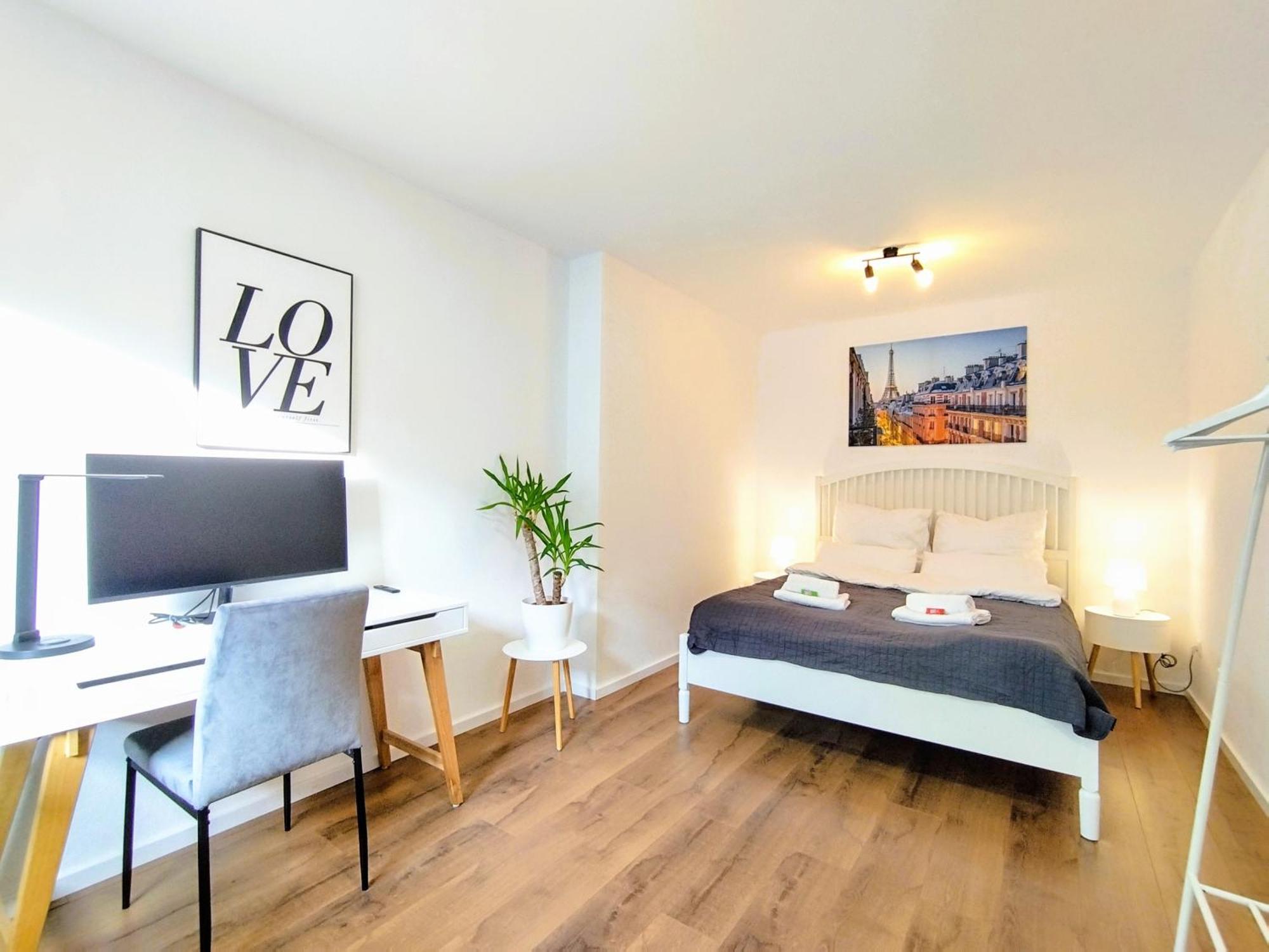 Kaiserin Sisi Fuer Bis Zu 6 - Arbeitsplatz, Badewanne, Parkplatz, Waschmaschine Dinkelsbuehl Exterior photo