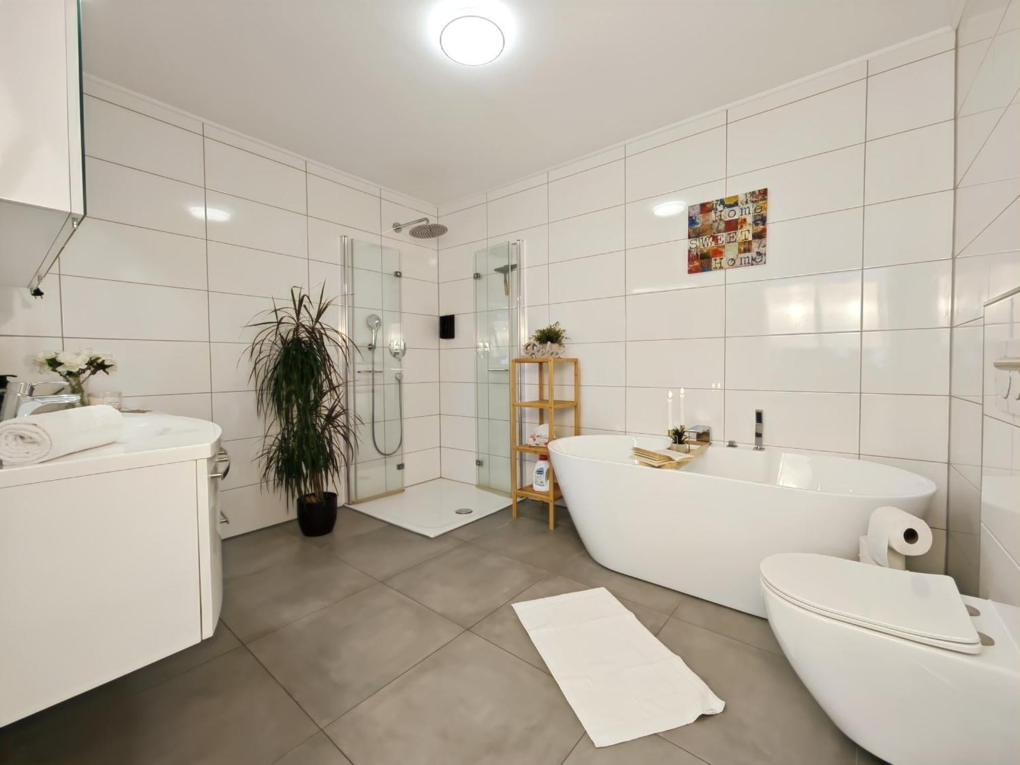 Kaiserin Sisi Fuer Bis Zu 6 - Arbeitsplatz, Badewanne, Parkplatz, Waschmaschine Dinkelsbuehl Exterior photo